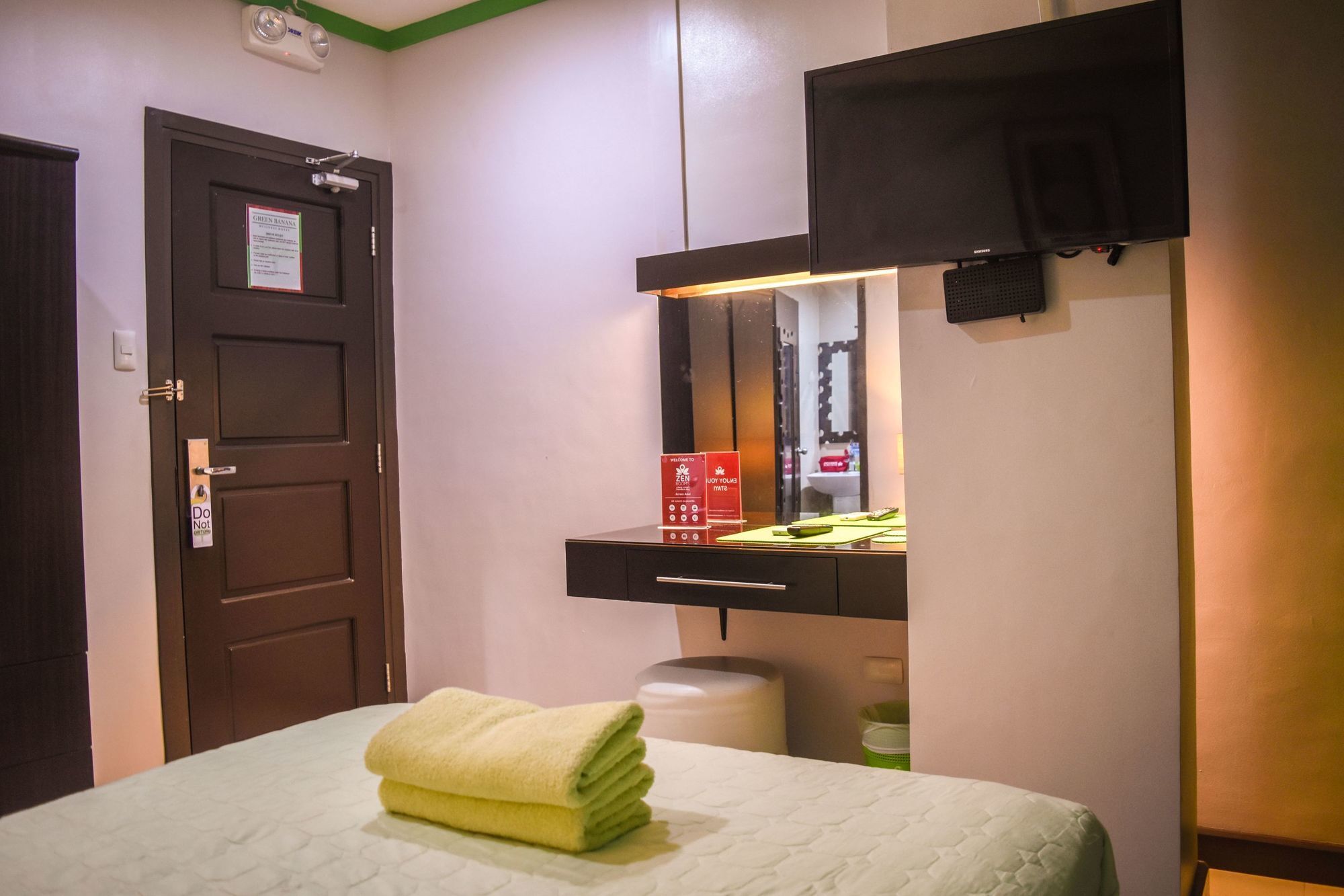 Zen Rooms Pryce Business Park Davao City Εξωτερικό φωτογραφία